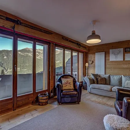 Apartament Bellevue 527 *